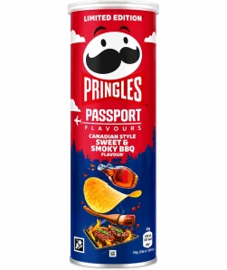 Pringles Passport Flavours Canadian Style Sweet & Smoky BBQ – Slaný snack s příchutí sladkého a zauzeného BBQ (165 g)